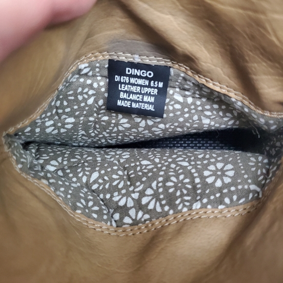 Dingo Twisted Sister Suede Leather Boots Neutral Tan Size 6.5 Block Heel - Picture 10 of 12